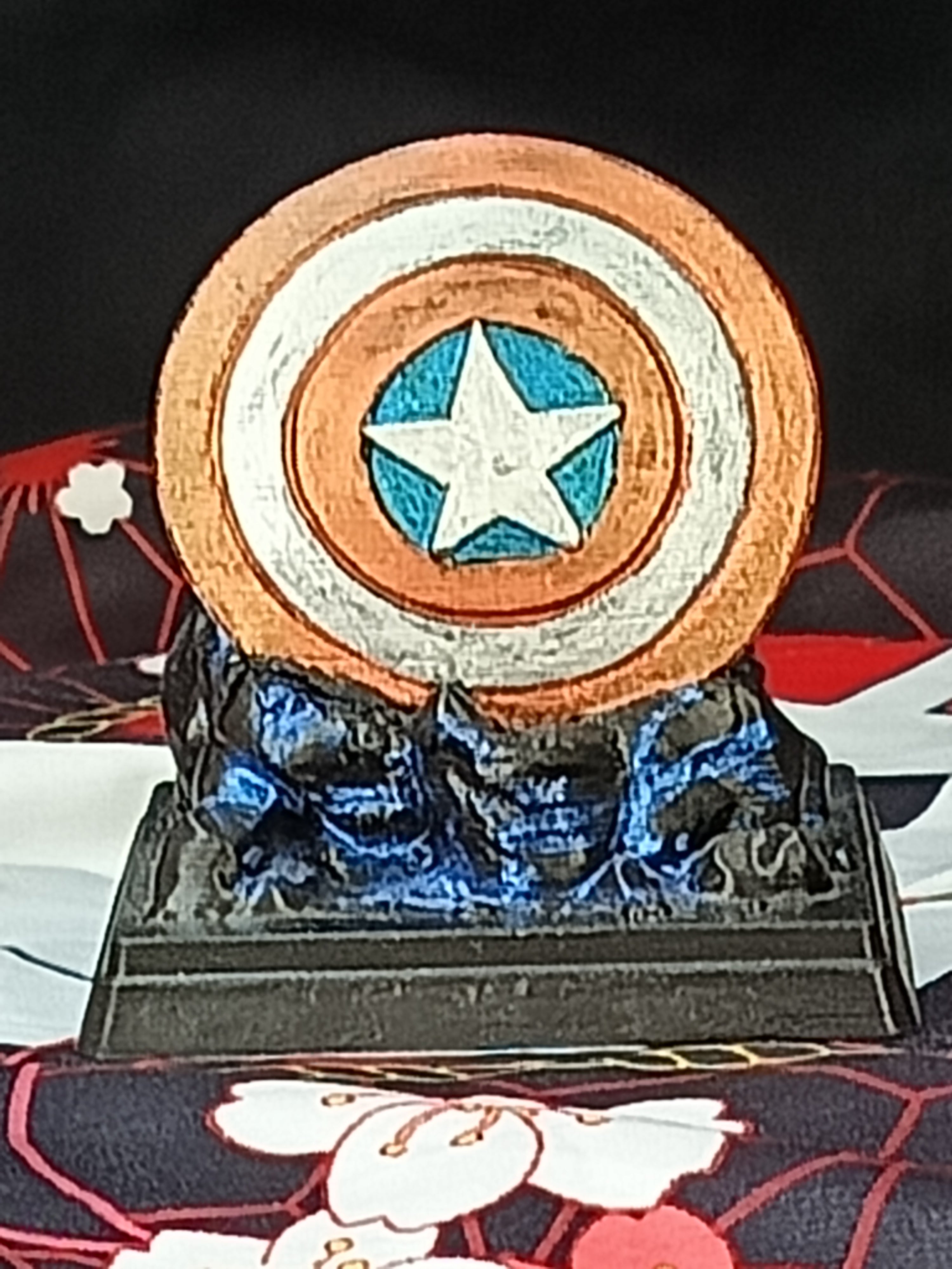 Bouclier Captain America Marvel 8cm - Symbole Patriotique Collection