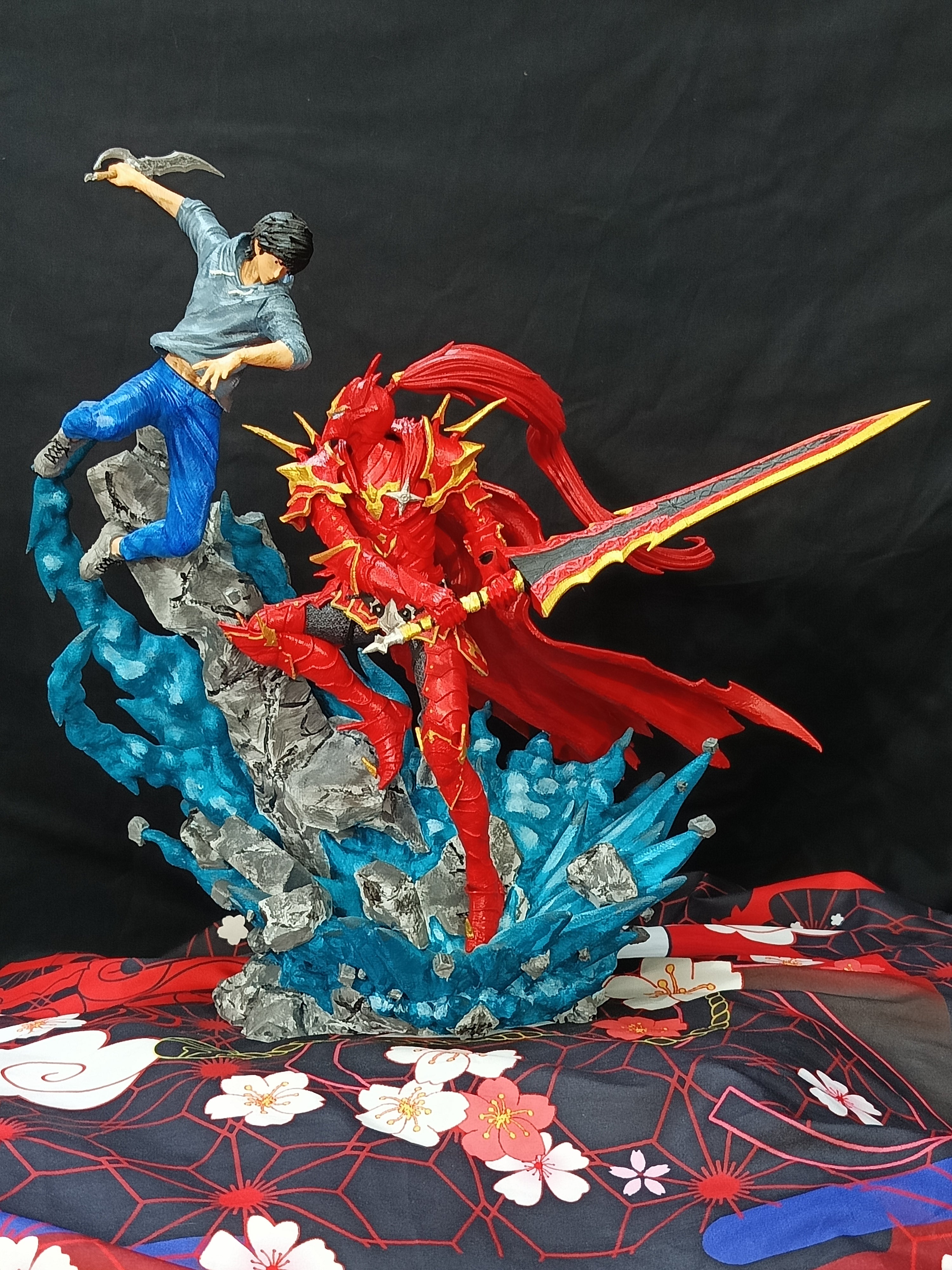 Figurine Sung Jin Woo vs Igris Solo Leveling 33cm - Combat Épique