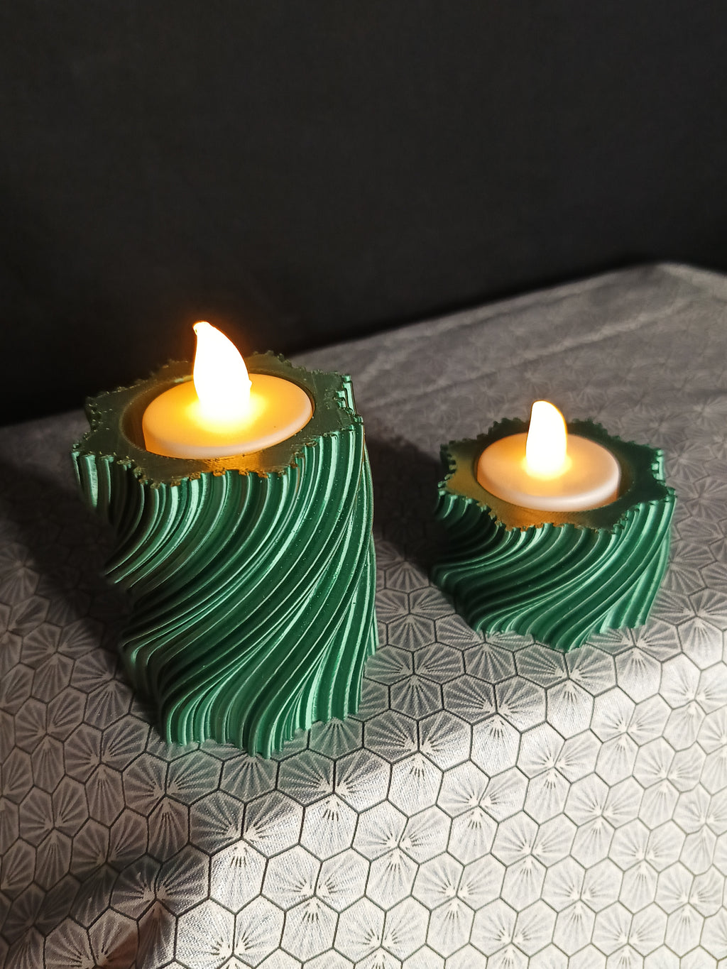 Bougeoirs torsadés