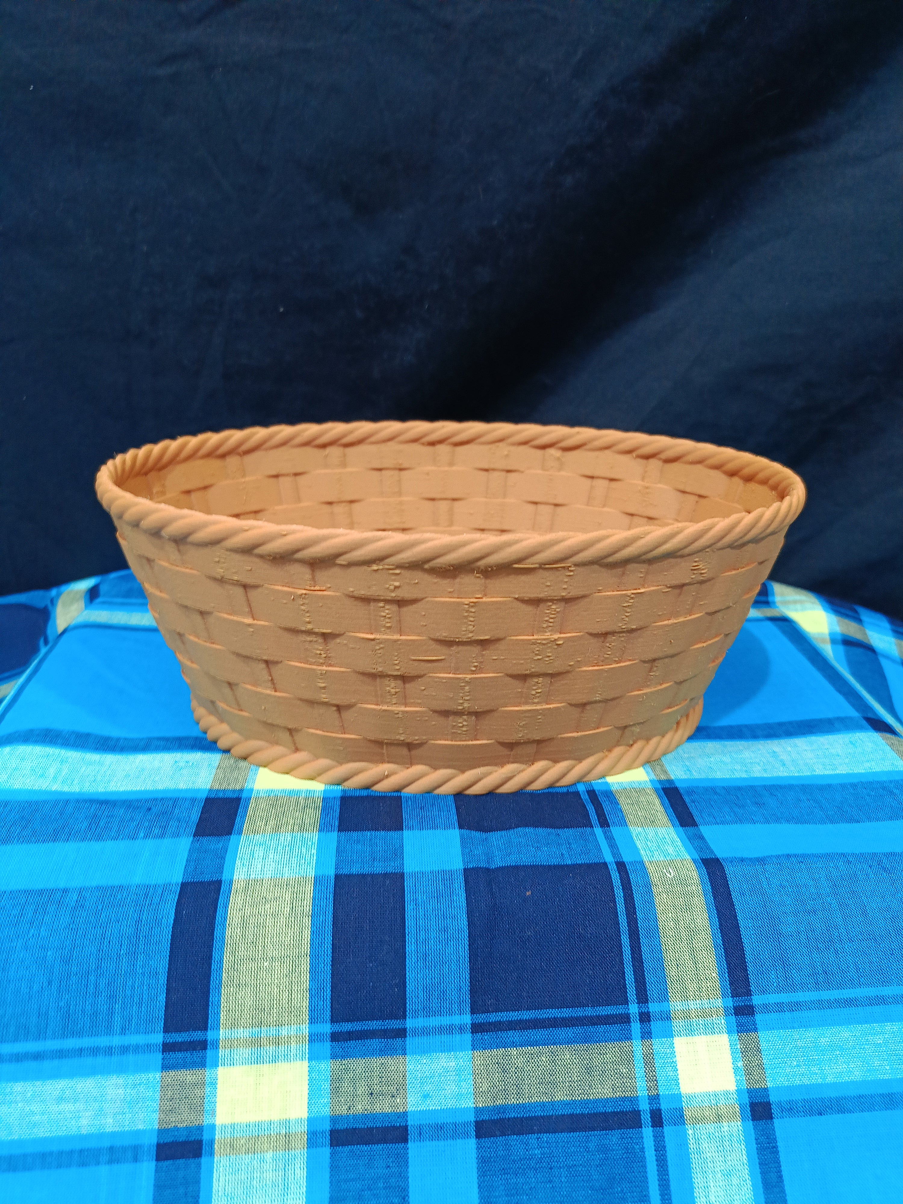 Corbeille Imitation Bois - Décoration de Table Élégante 9x24cm