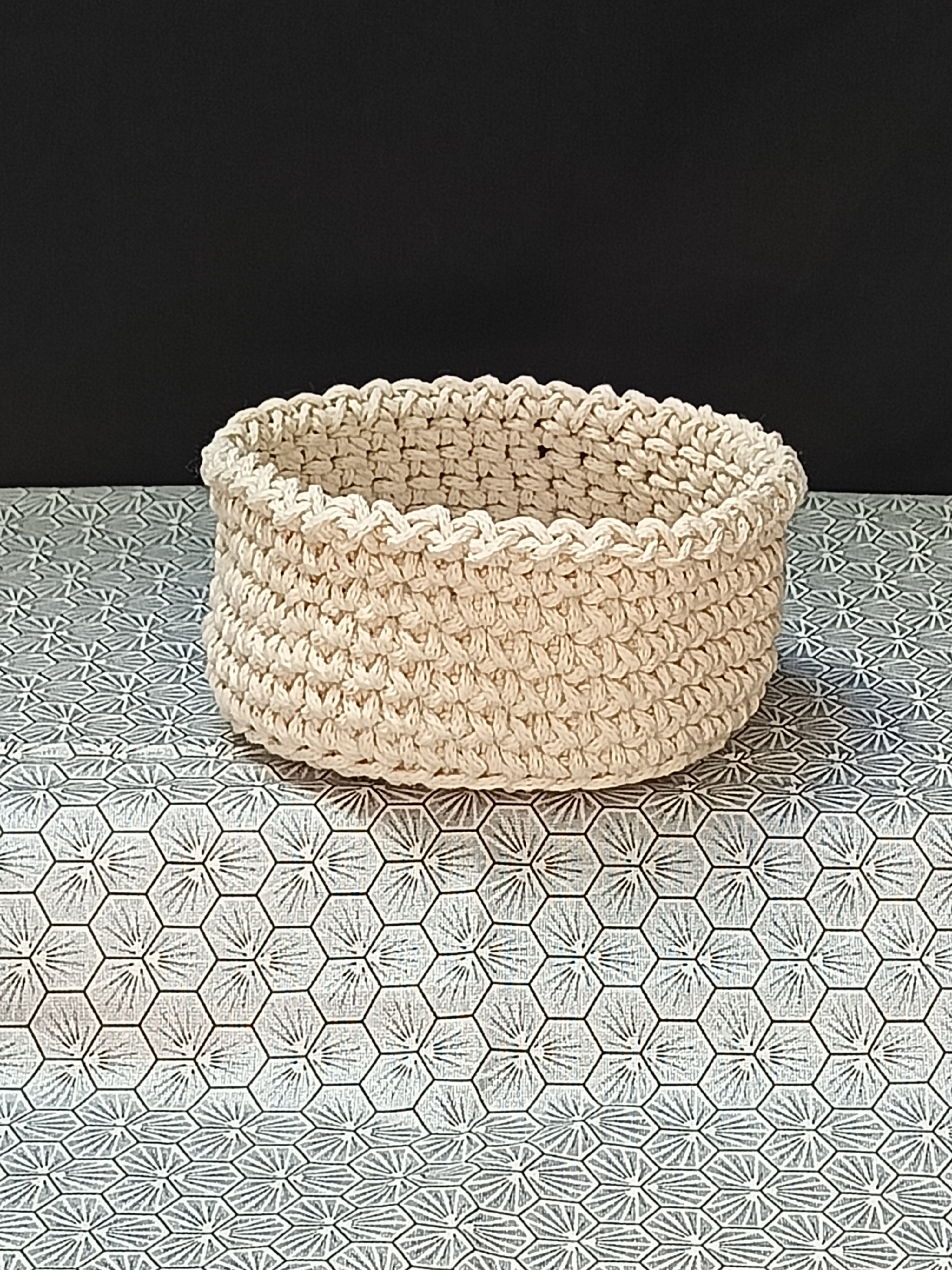 🆕 Panier en crochet – 12 cm × 6 cm – Fait main, plusieurs coloris