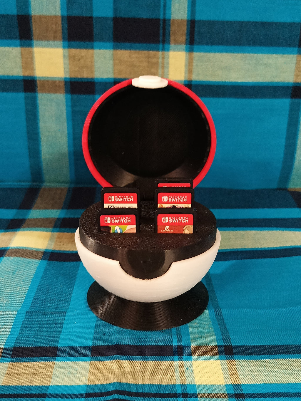 Boîte Pokéball pour cartouches
