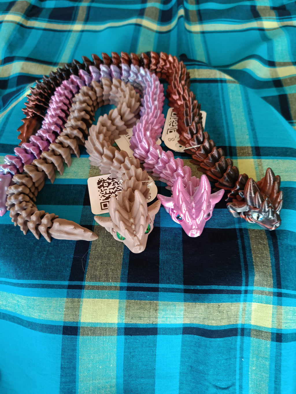 🆕 Dragon de 40 cm aux yeux persans